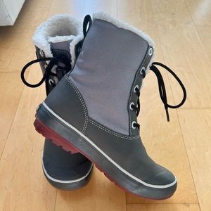 Keen winter boots sz 8